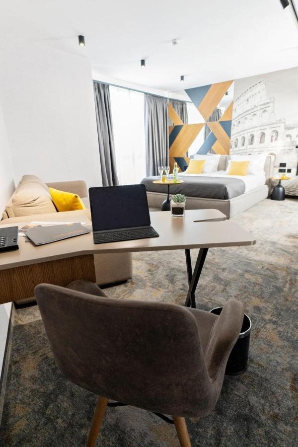 Mm Boutique Hotel Burgas Stad Buitenkant foto