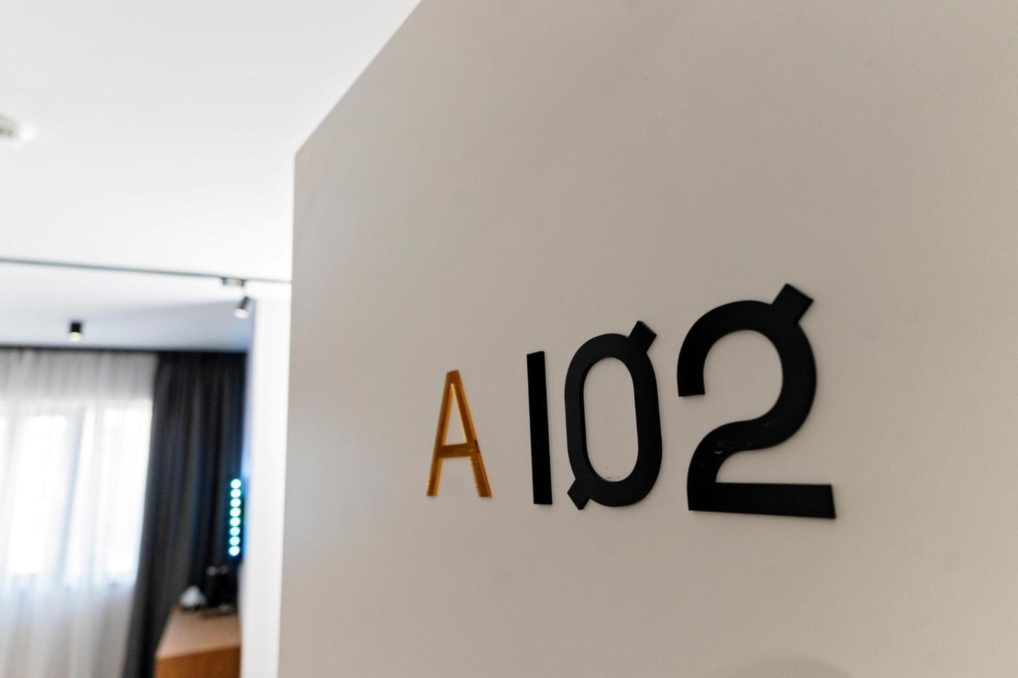 Mm Boutique Hotel Burgas Stad Buitenkant foto