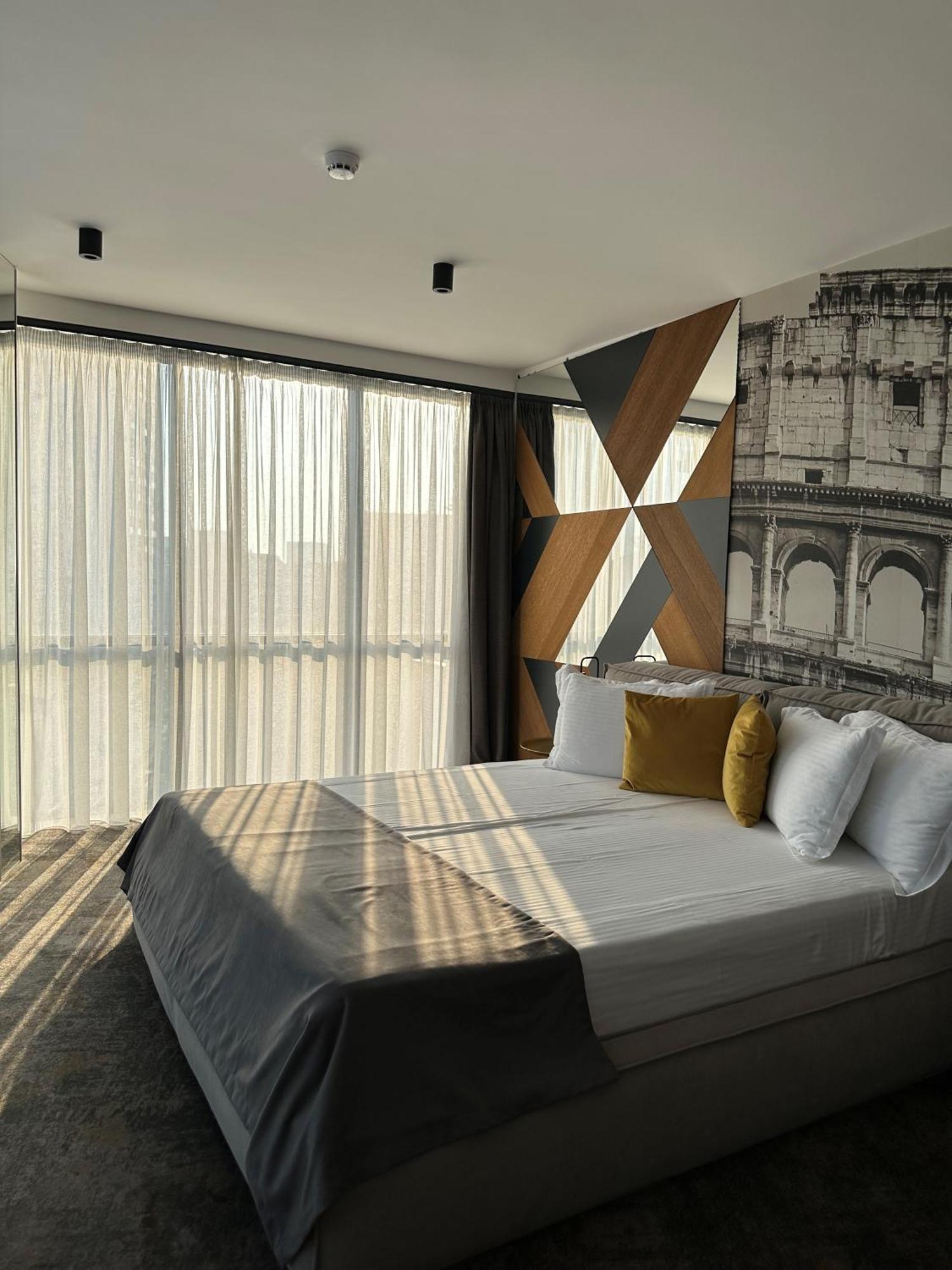Mm Boutique Hotel Burgas Stad Buitenkant foto